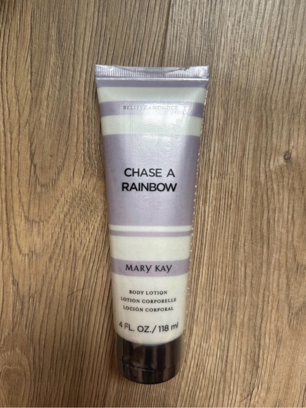 Mary Kay Chase a Rainbow Body Lotion - Lavender and Cream
